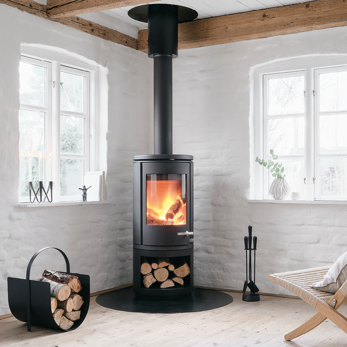 Сast Iron Stove MORSØ 7843 with Log Store. Photo 4