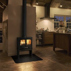 Cast Iron Stove MORSØ 2140 on Cooking Plate Legs. Photo 7