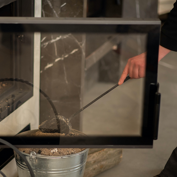 Where to put the ashes from the fireplace or stove